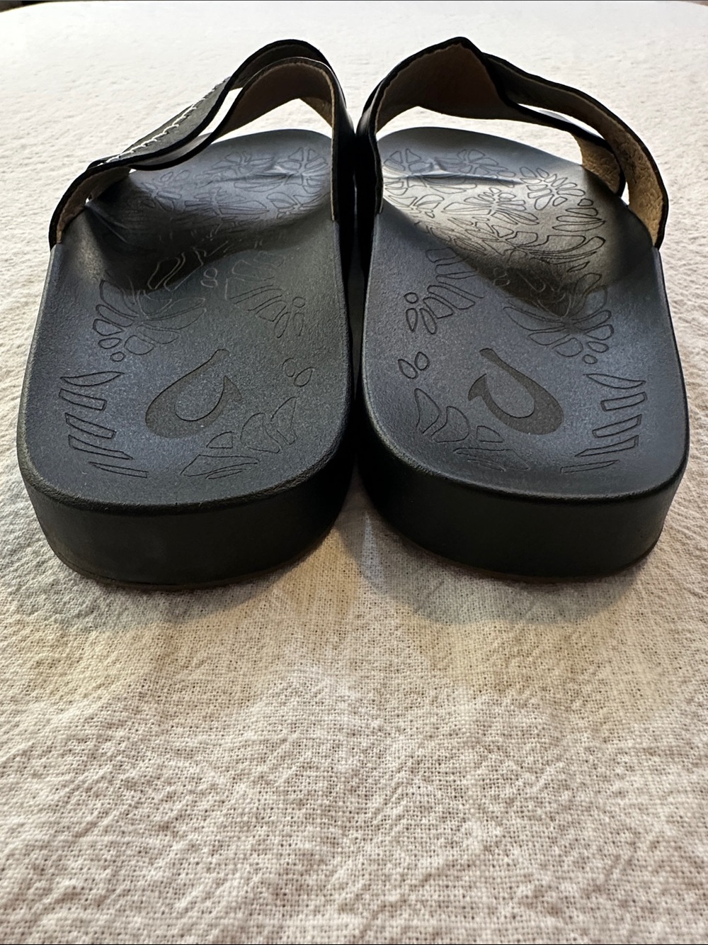 OluKai Black Leather Cross Strap Slide Sandals Women's Size 10 EUC - Picture 5 of 7